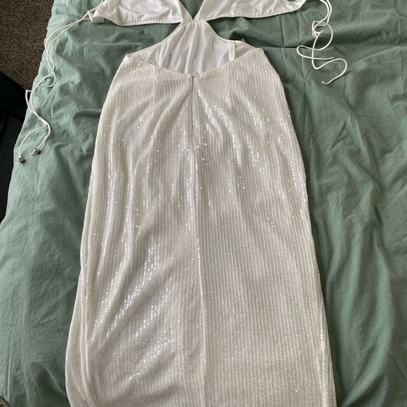 Hello Molly | VIBRANT NIGHT MIDI DRESS SEQUIN | white sequin| worn once | small - Picture 4 of 6